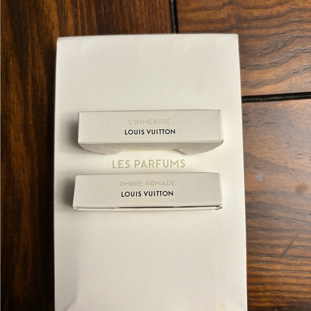 Louis Vuitton Purse Samples